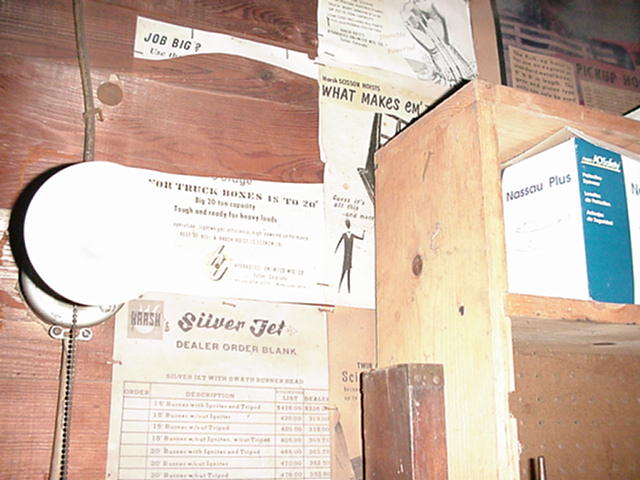 Auction Photo