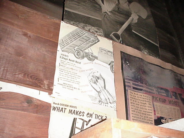 Auction Photo