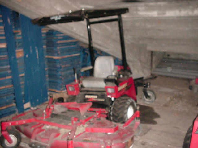 Auction Photo