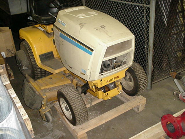 Auction Photo