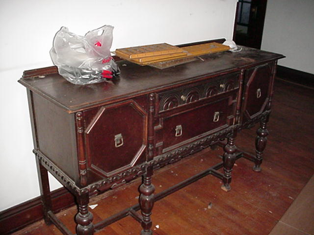 Auction Photo