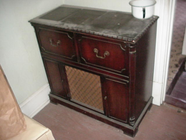 Auction Photo