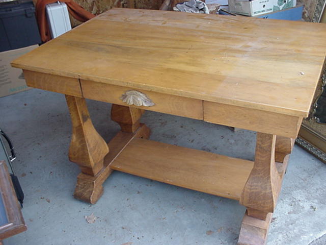 Auction Photo
