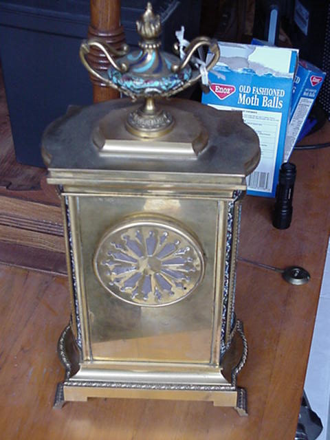 Auction Photo