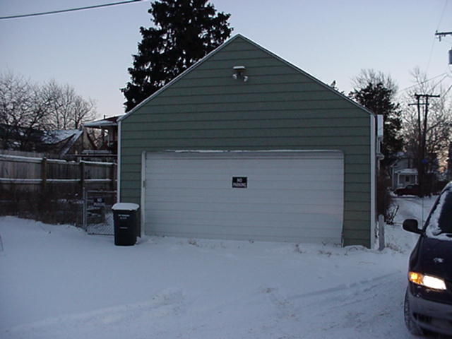 Auction Photo