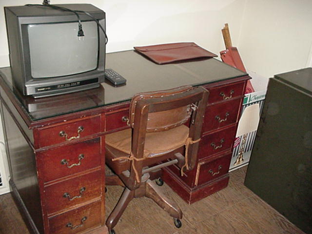 Auction Photo