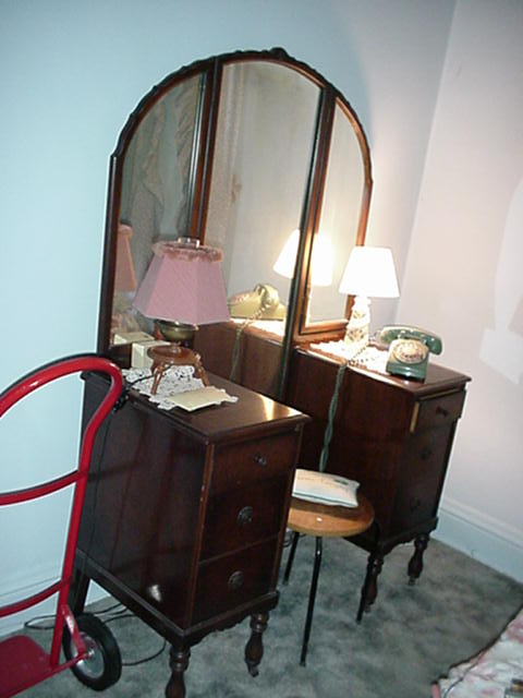 Auction Photo