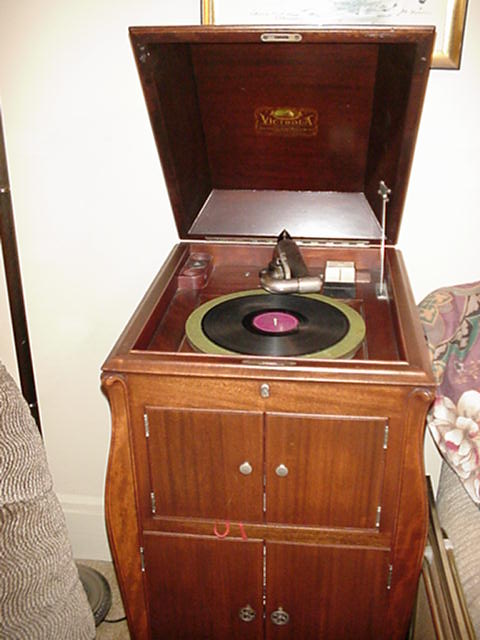 Auction Photo