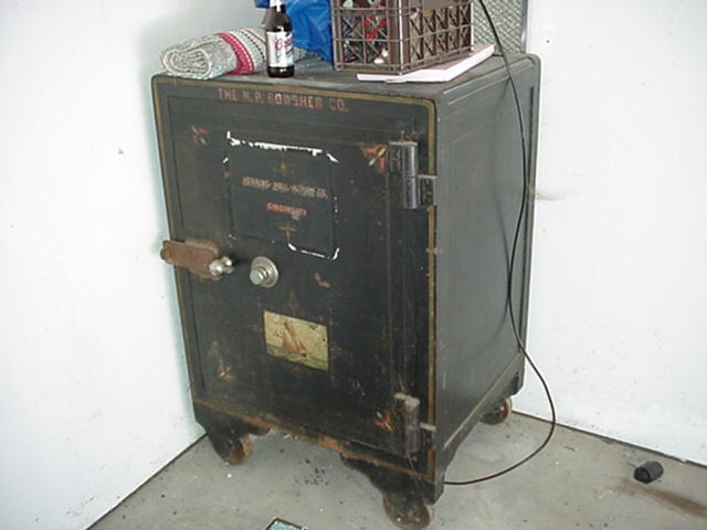 Auction Photo