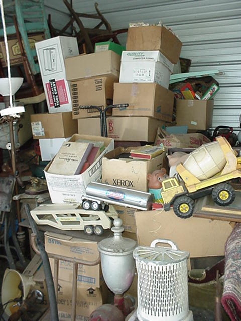 Auction Photo