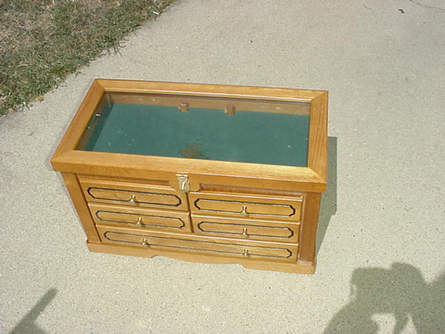 Auction Photo