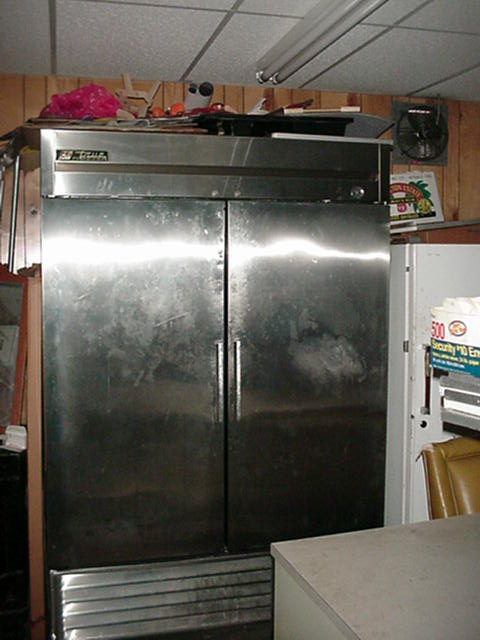 Auction Photo
