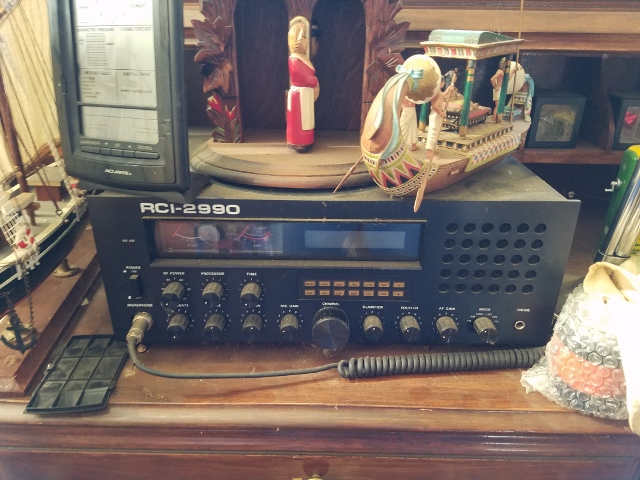 Auction Photo
