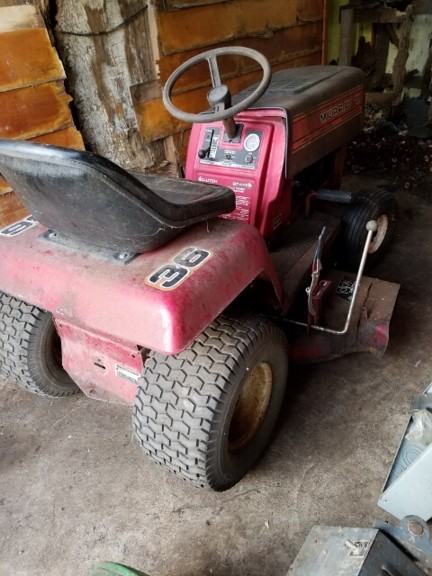 Auction Photo