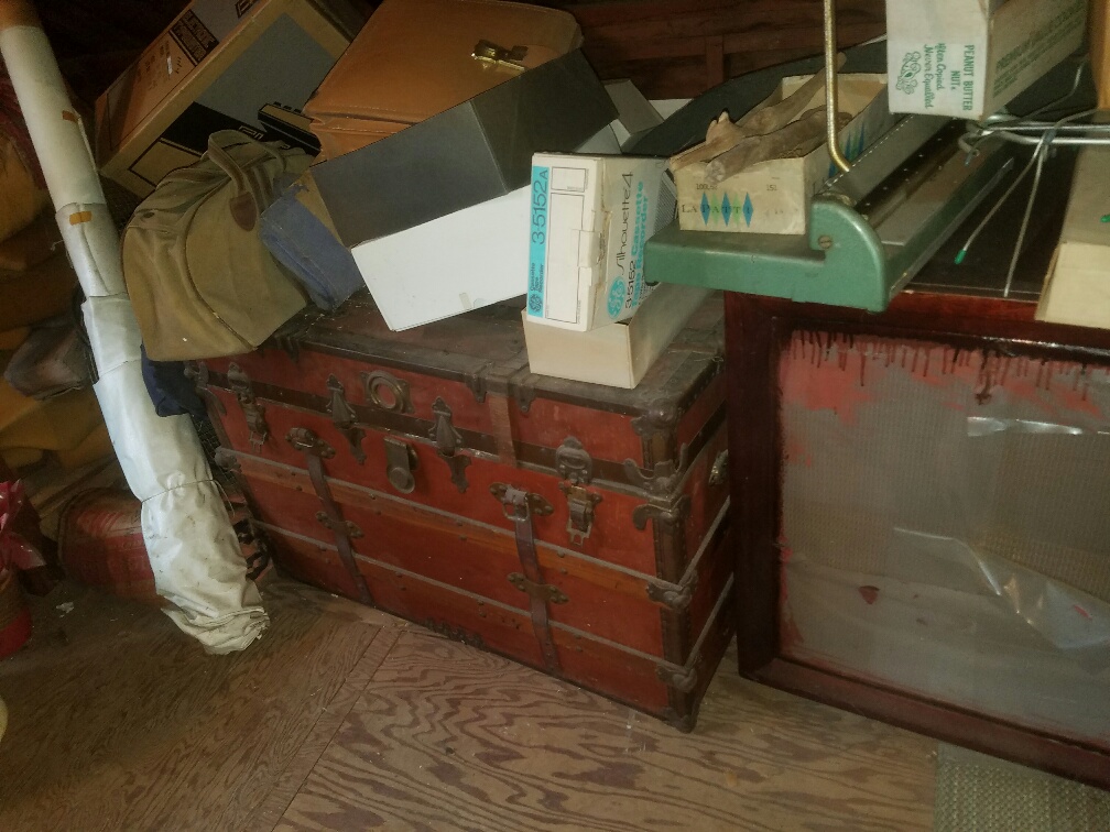 Auction Photo