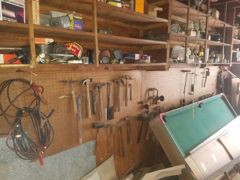 Auction Photo