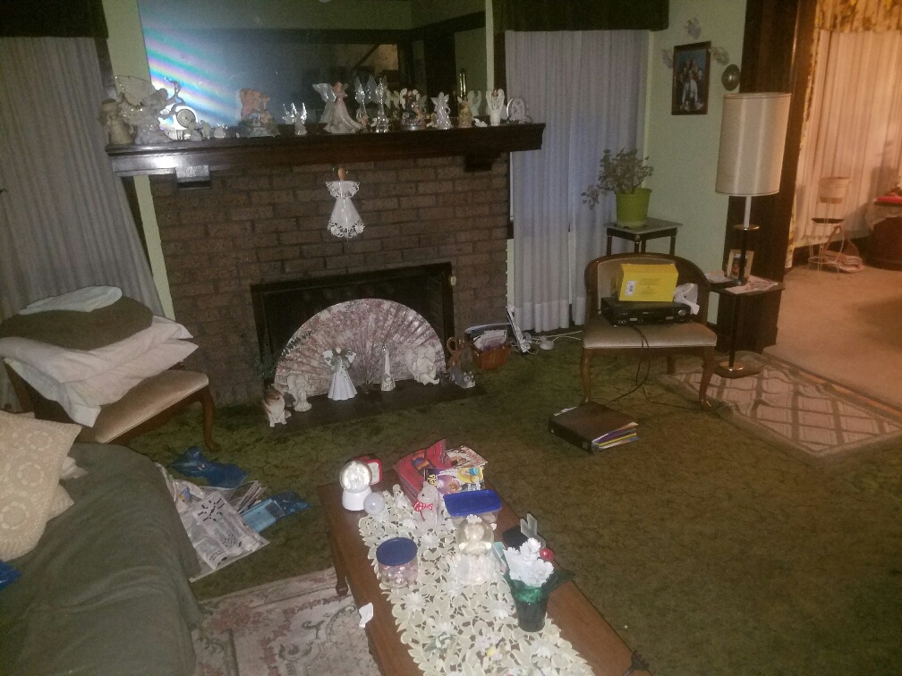 Auction Photo