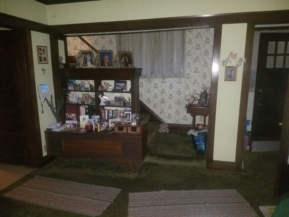 Auction Photo
