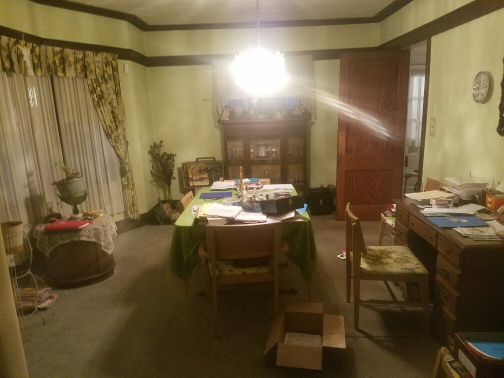 Auction Photo