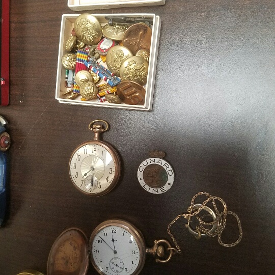 Auction Photo