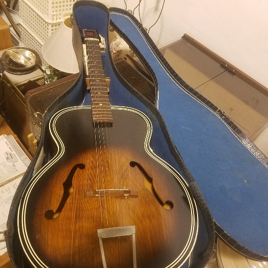 Auction Photo