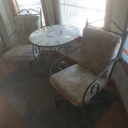 Auction Photo