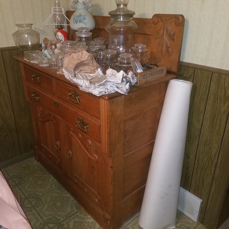 Auction Photo