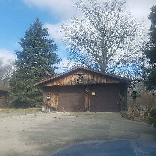 Auction Photo
