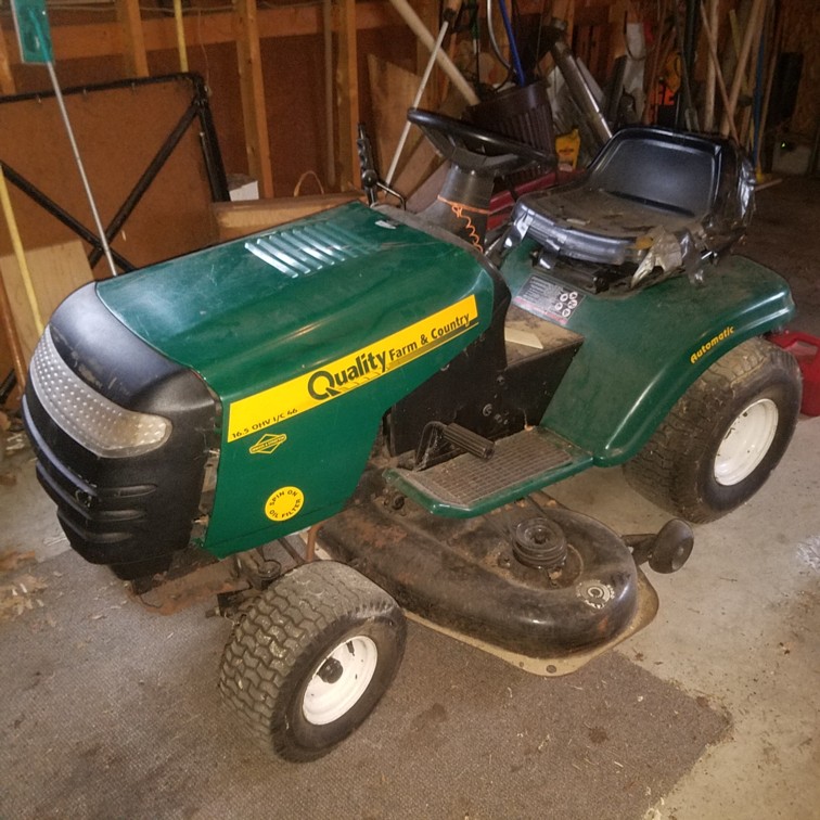 Auction Photo