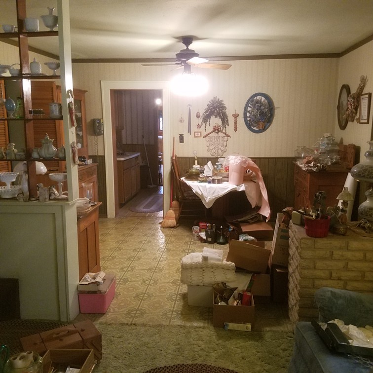 Auction Photo