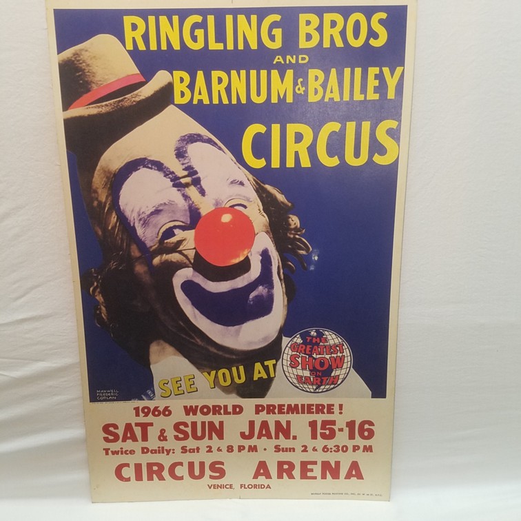 Auction Photo