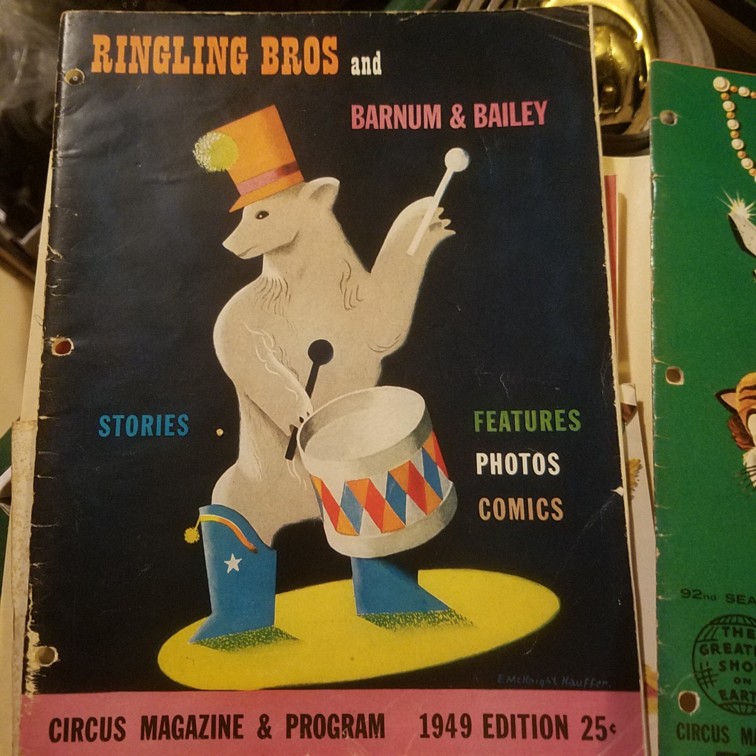 Auction Photo