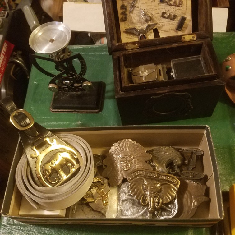 Auction Photo