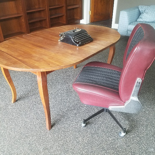 Auction Photo