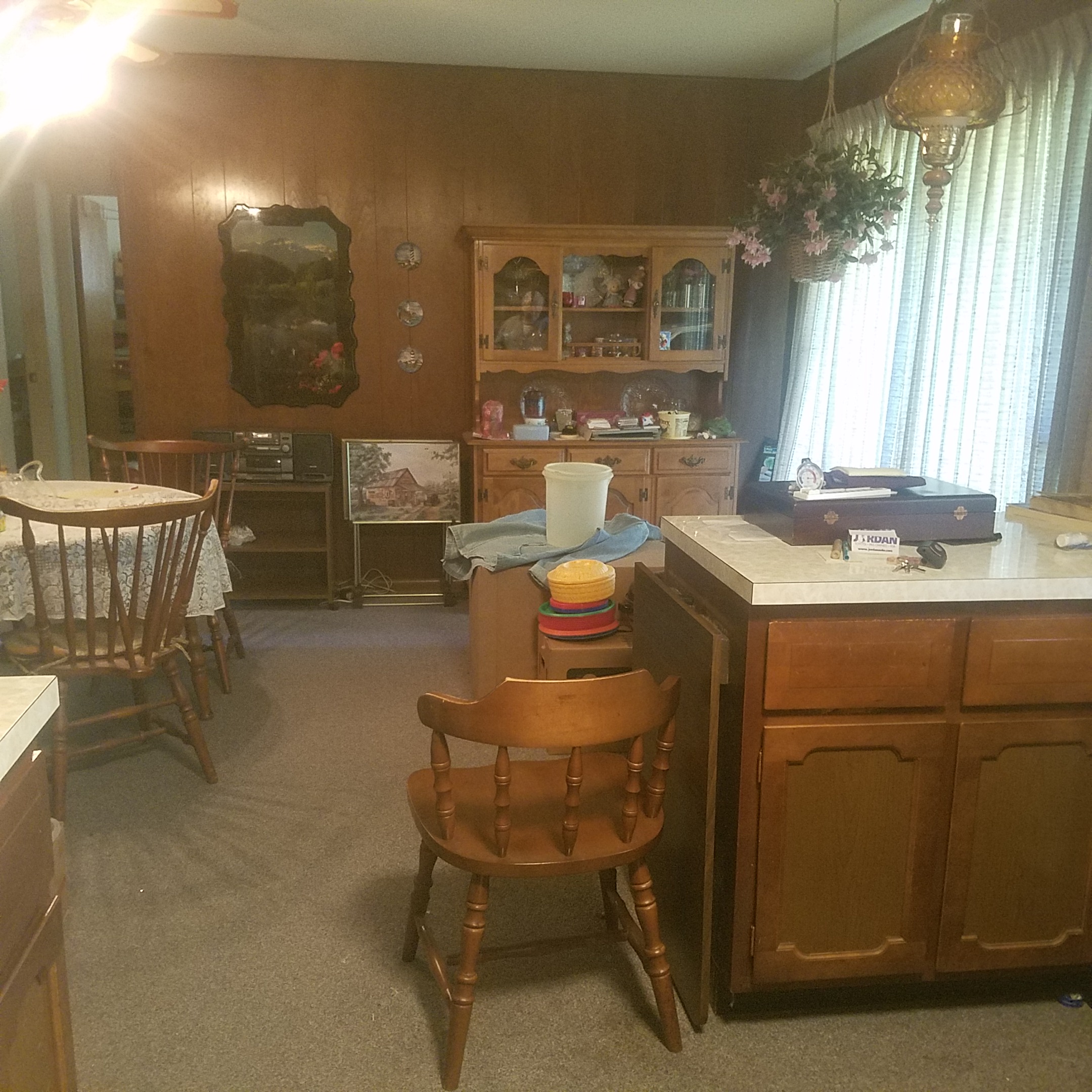 Auction Photo