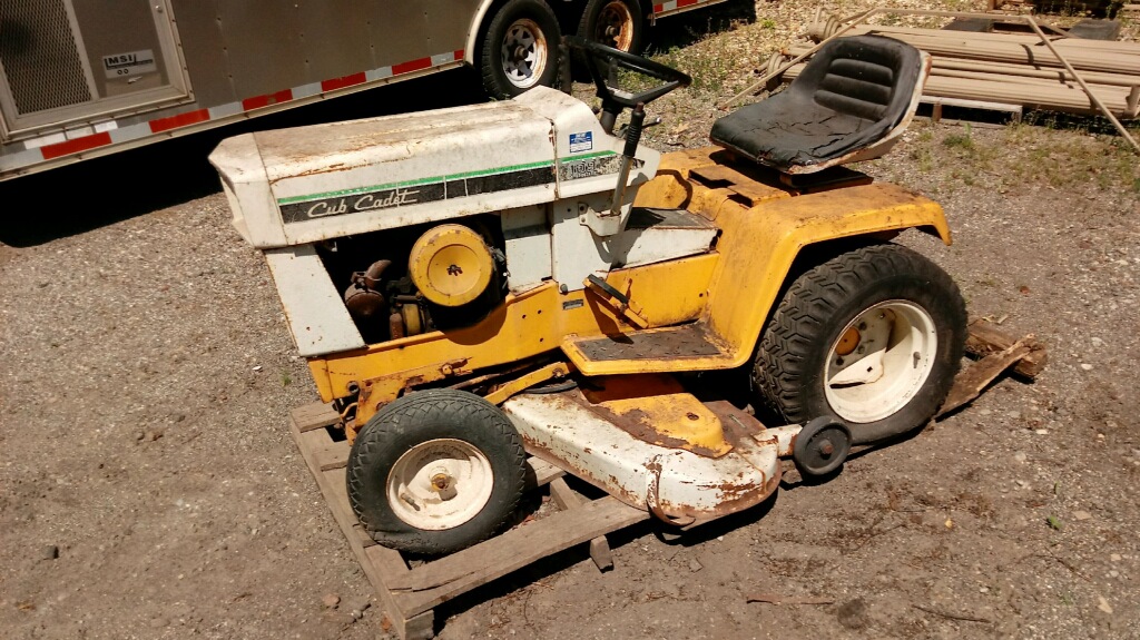 Auction Photo