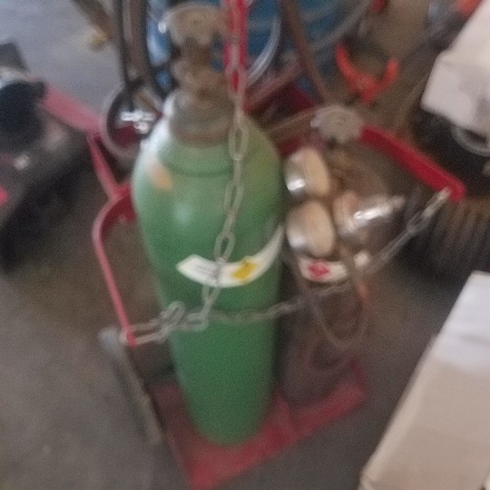 Auction Photo