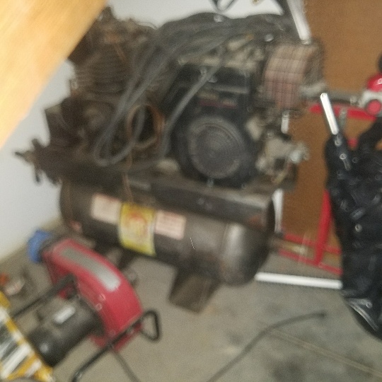 Auction Photo