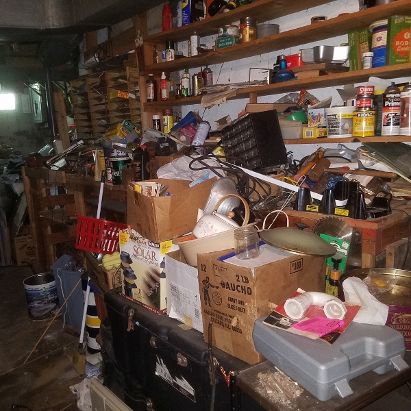 Auction Photo