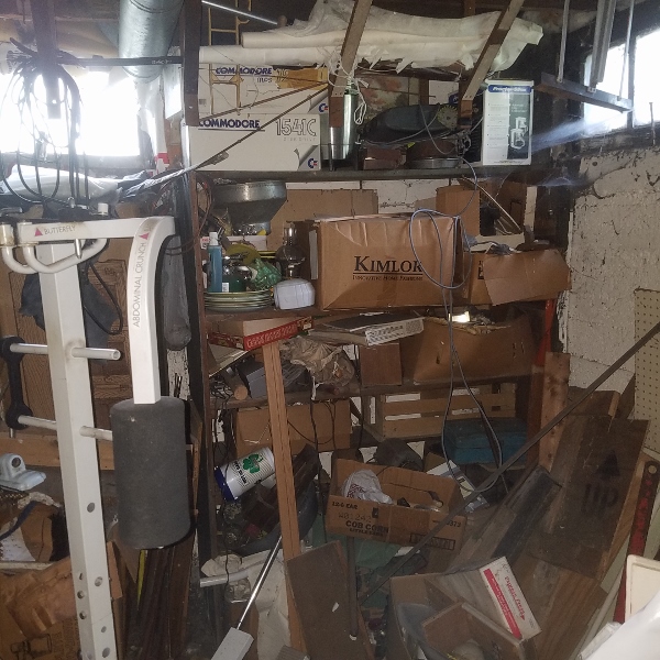 Auction Photo