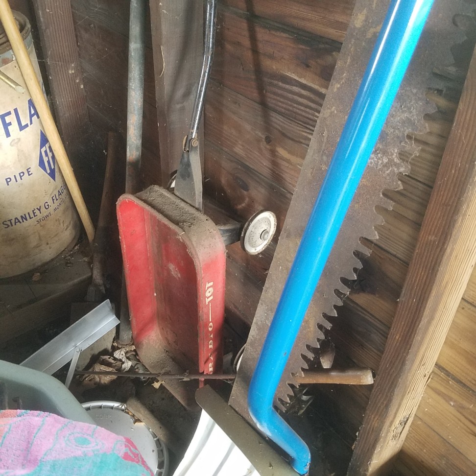 Auction Photo