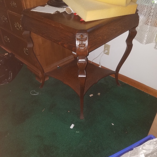Auction Photo