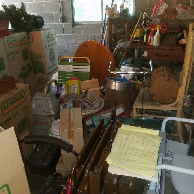 Auction Photo