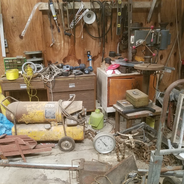 Auction Photo