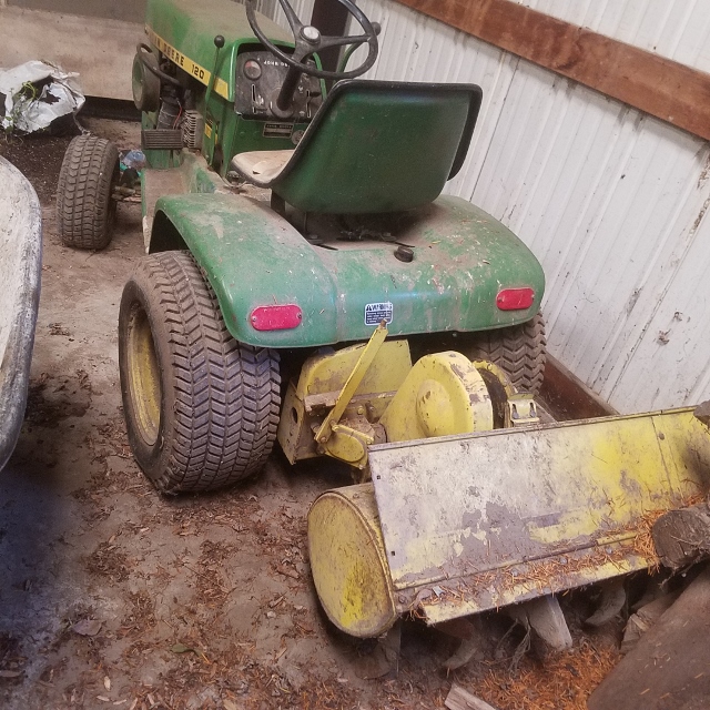 Auction Photo