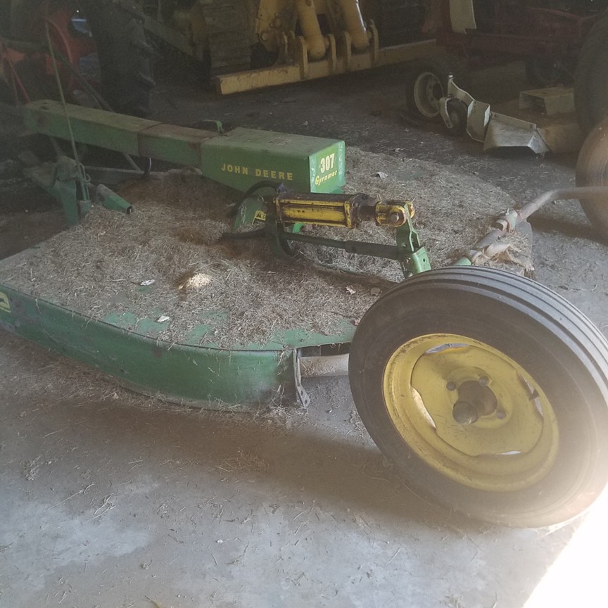 Auction Photo