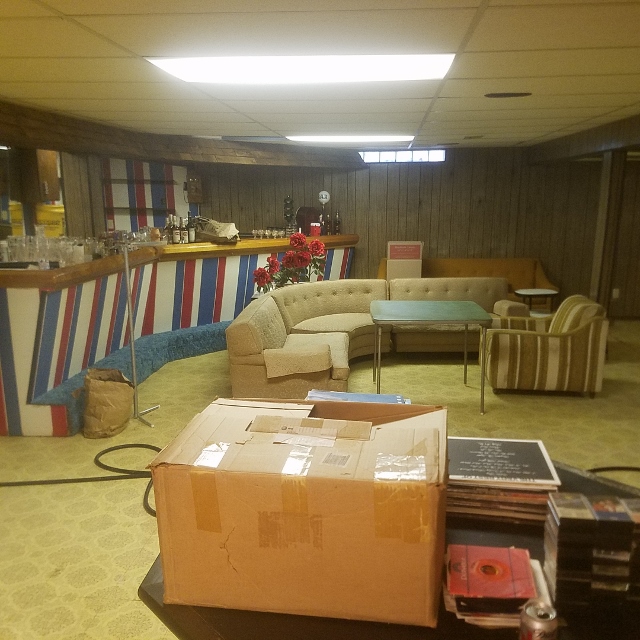 Auction Photo