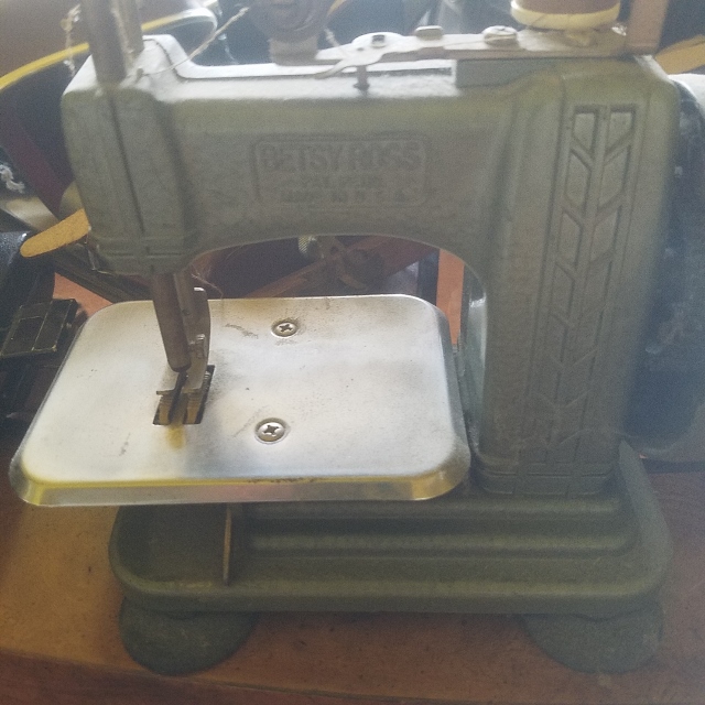 Auction Photo