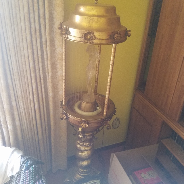 Auction Photo