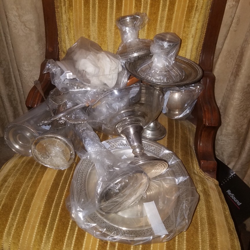 Auction Photo